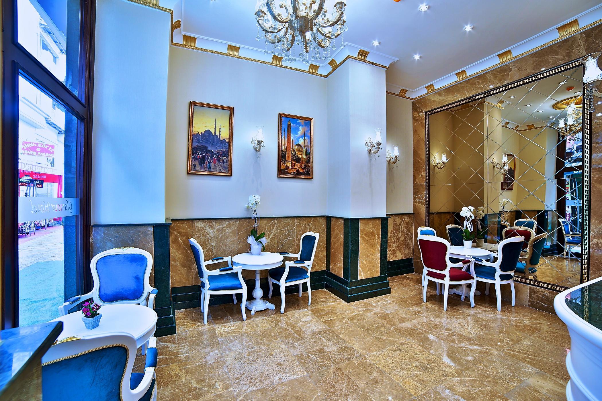 Vista Lobby Glamour Hotel
