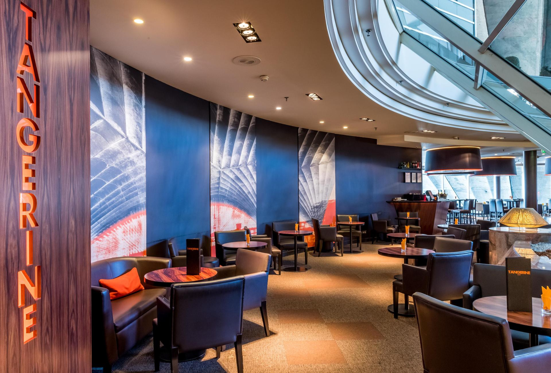 Bar/Salón Hilton Paris la Defense