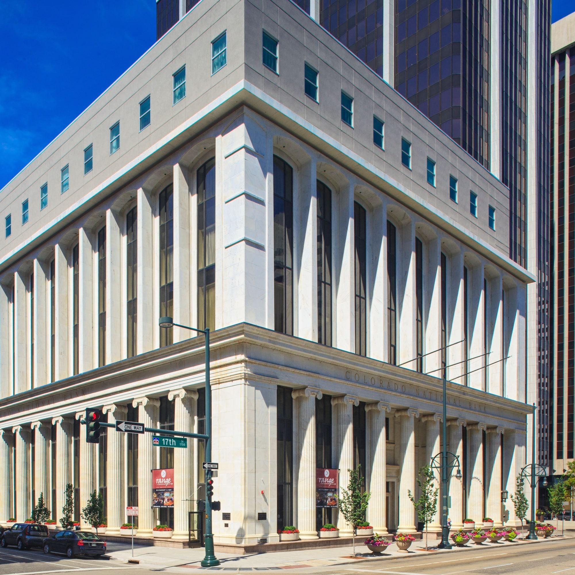 Vista Exterior Renaissance Denver Downtown City Center Hotel
