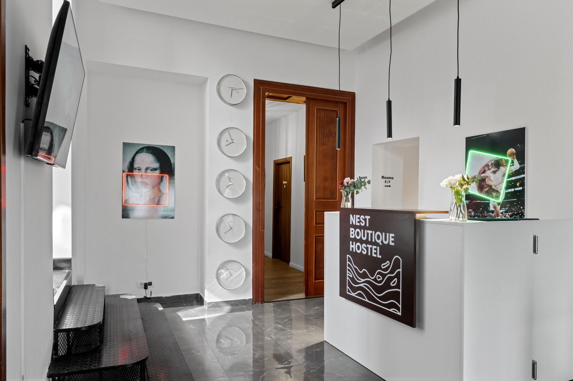 Vista Lobby Nest Boutique Hostel