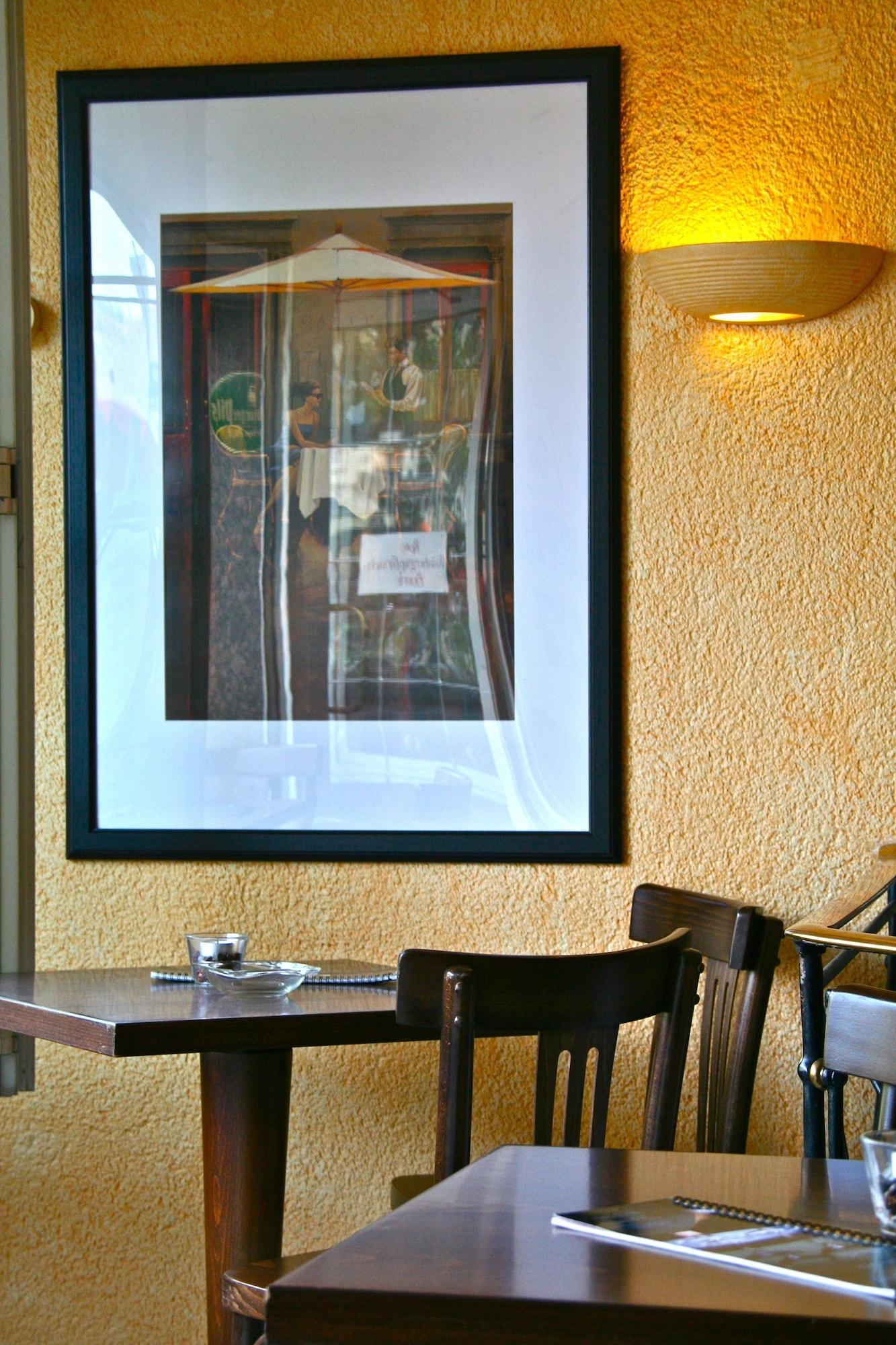 Bar/Salón Hotel Karl Noss