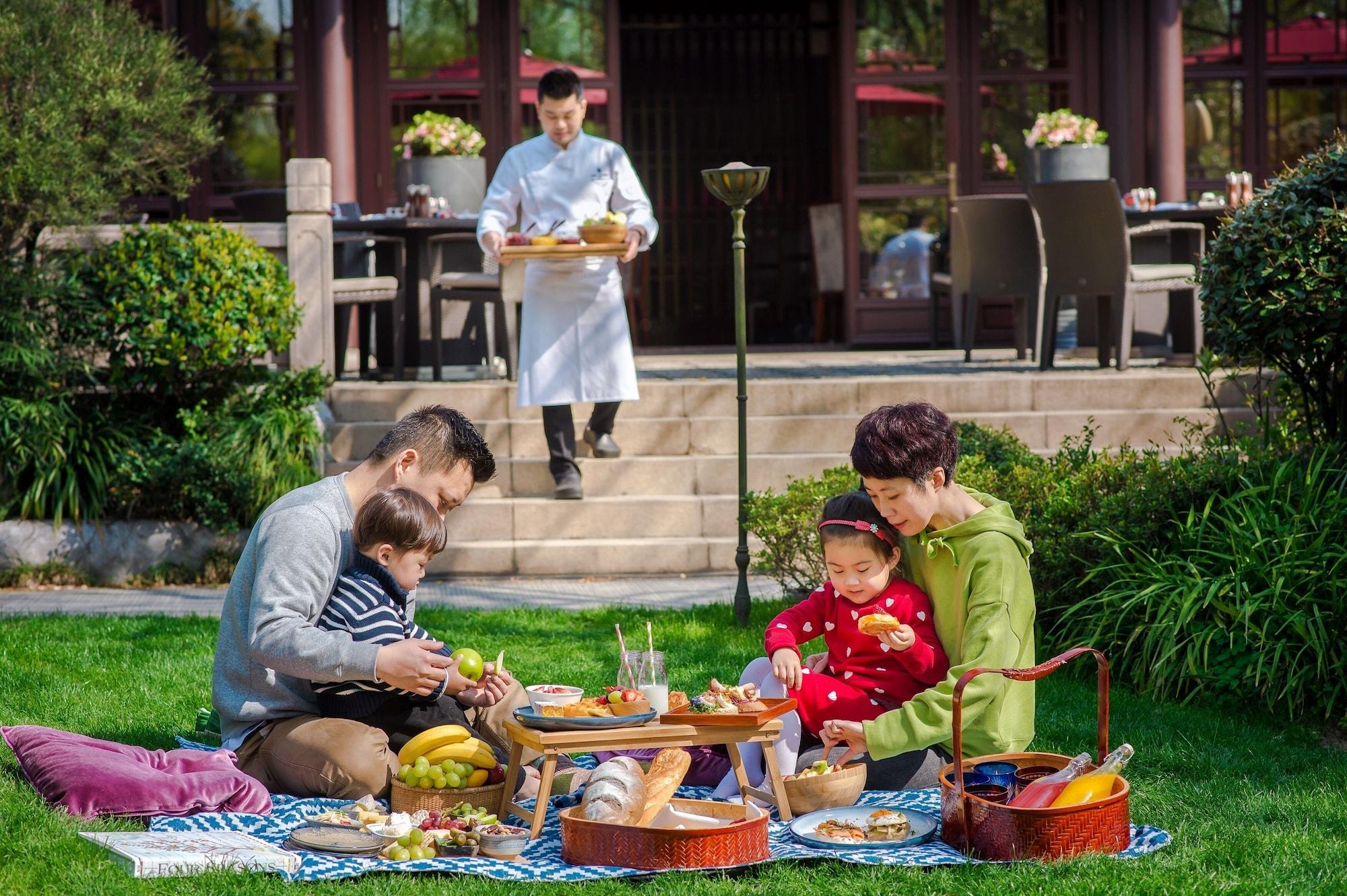 Restaurant Four Seasons Hotel Hangzhou at West Lake