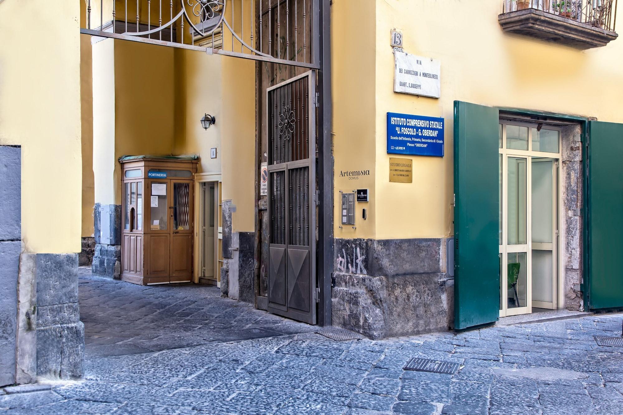 Vista Exterior Artemisia Domus - Centro Storico