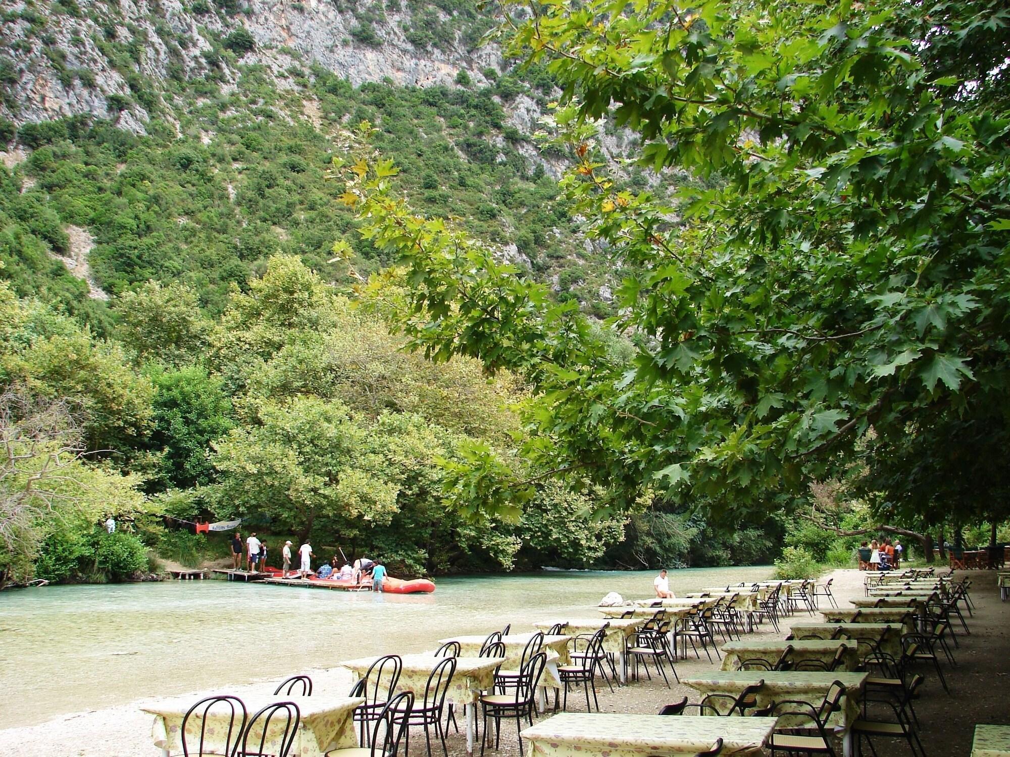 Restaurant Piges Hotel at Acheron Springs