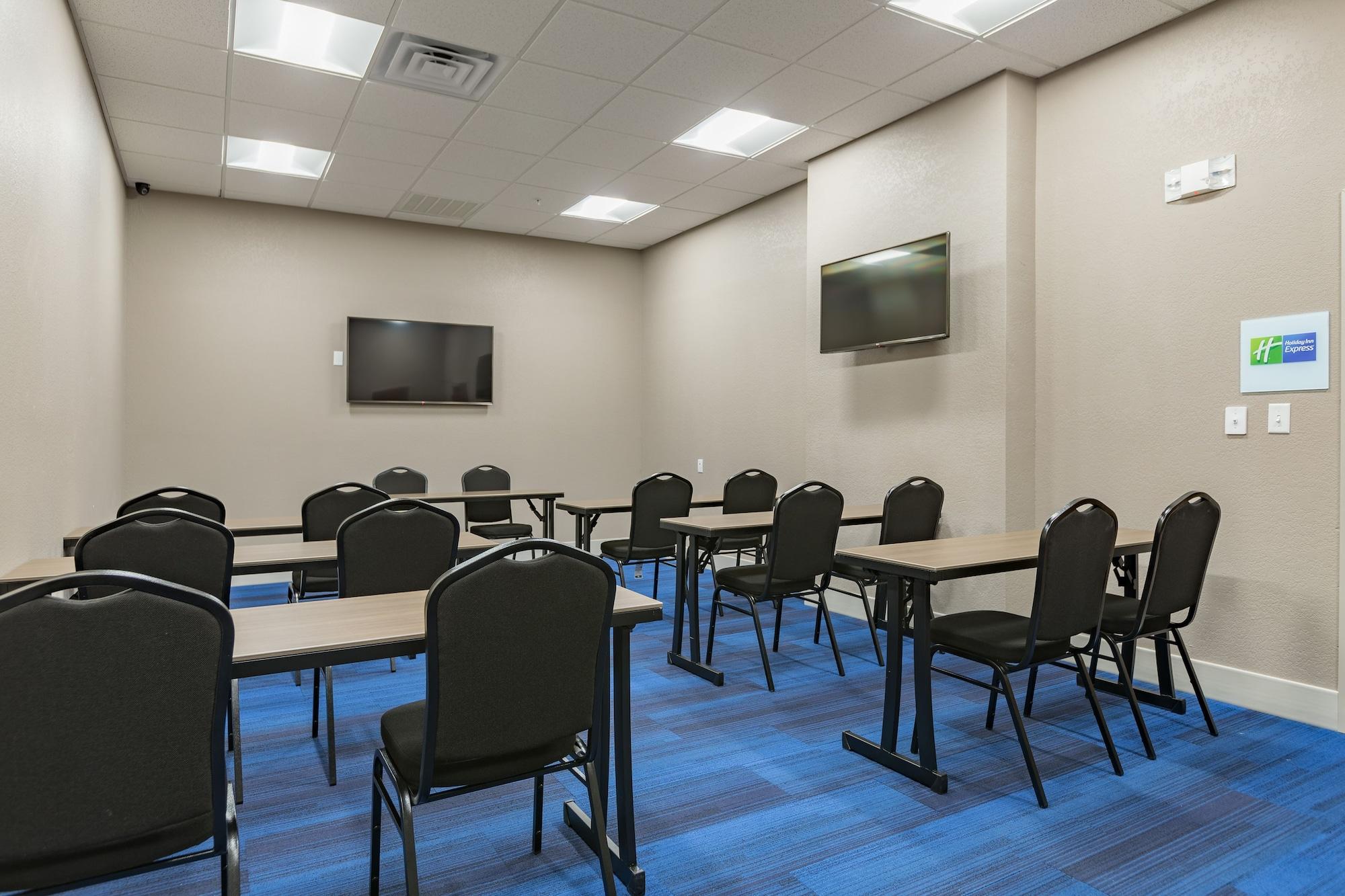 Sala de Reuniones Holiday Inn Express and Suites San Marcos South by IHG