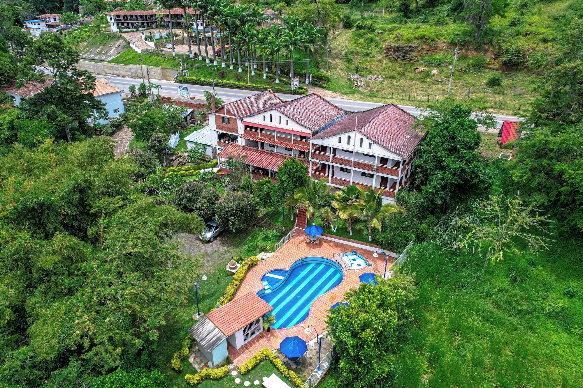 Vista Exterior HOTEL EL PORTON DE SAN GIL