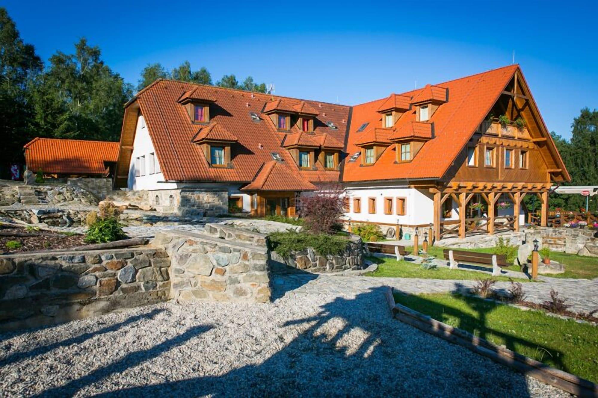 Vista Exterior Hotel Leyla