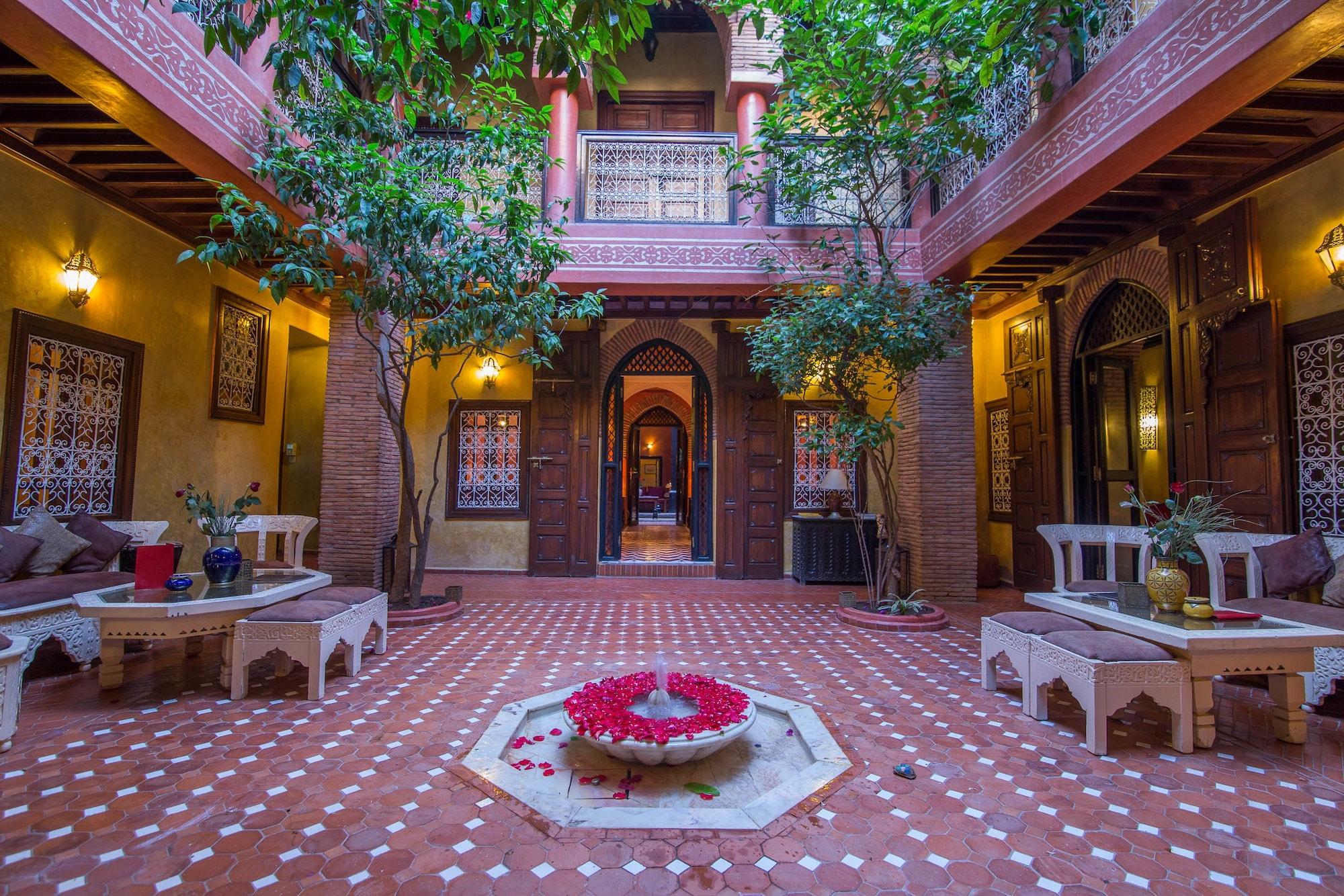 Vista Lobby Riad Samsli