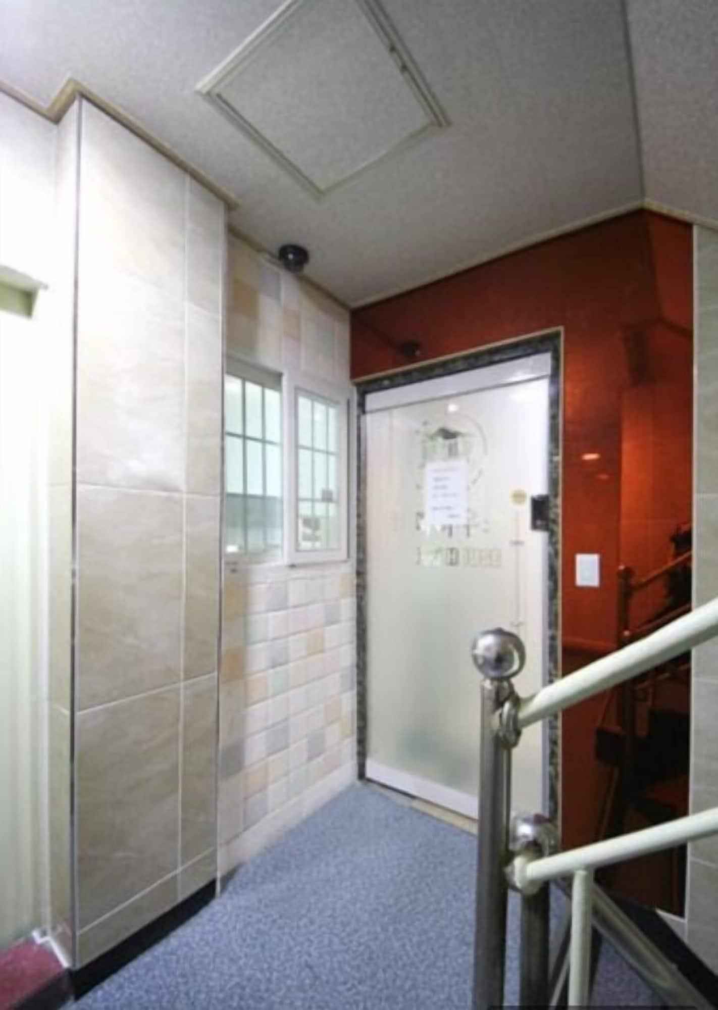 Vista Lobby Happy House Jongno