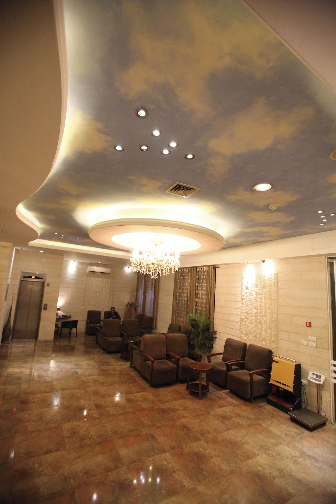 Vista Lobby Shepherd Plaza Hotel
