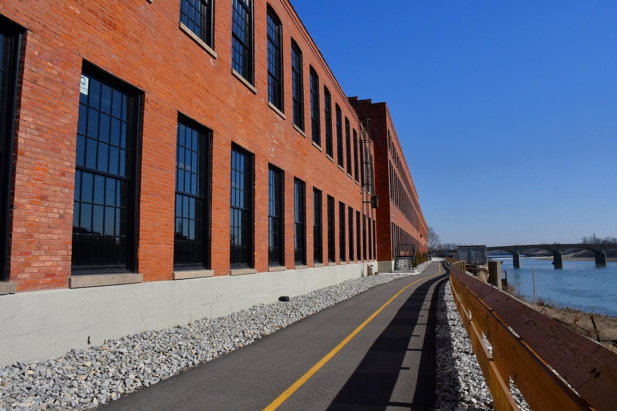 Vista Exterior The Warehouse Hotel at Champion Mill