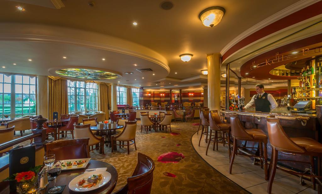 Bar/Salón Slieve Russell Hotel Golf & Country Club