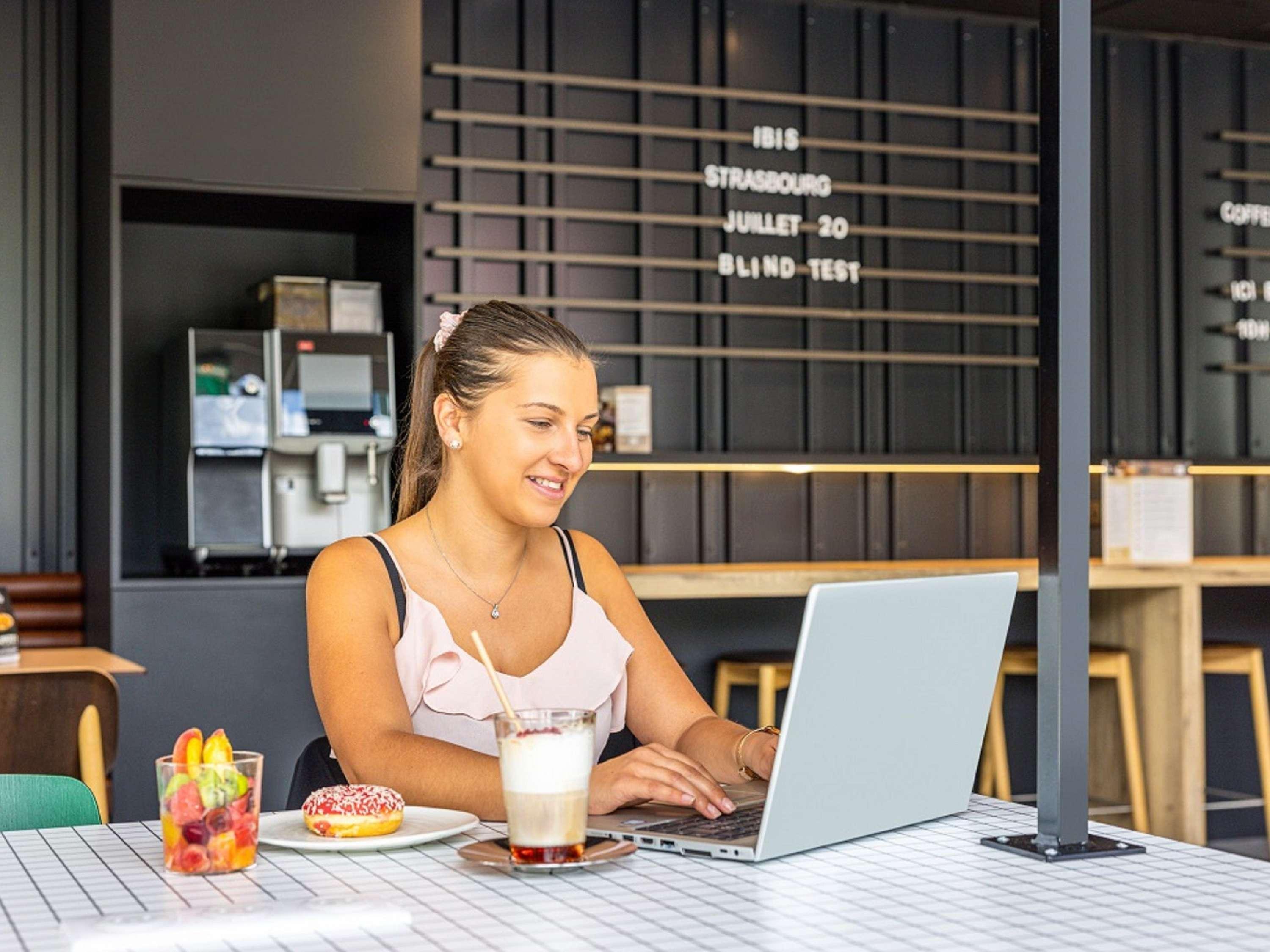 Restaurant Hotel ibis Strasbourg Centre Halles