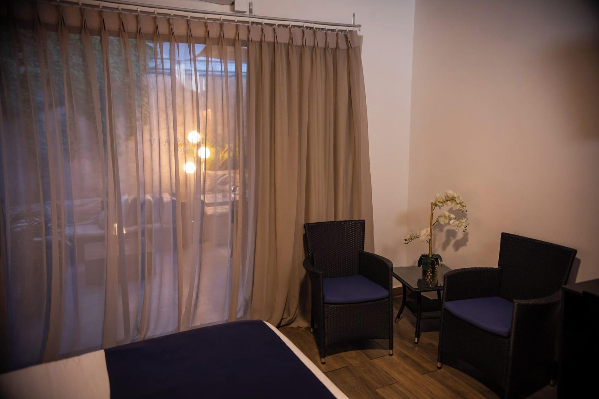 Set de Habitación via porto hotel