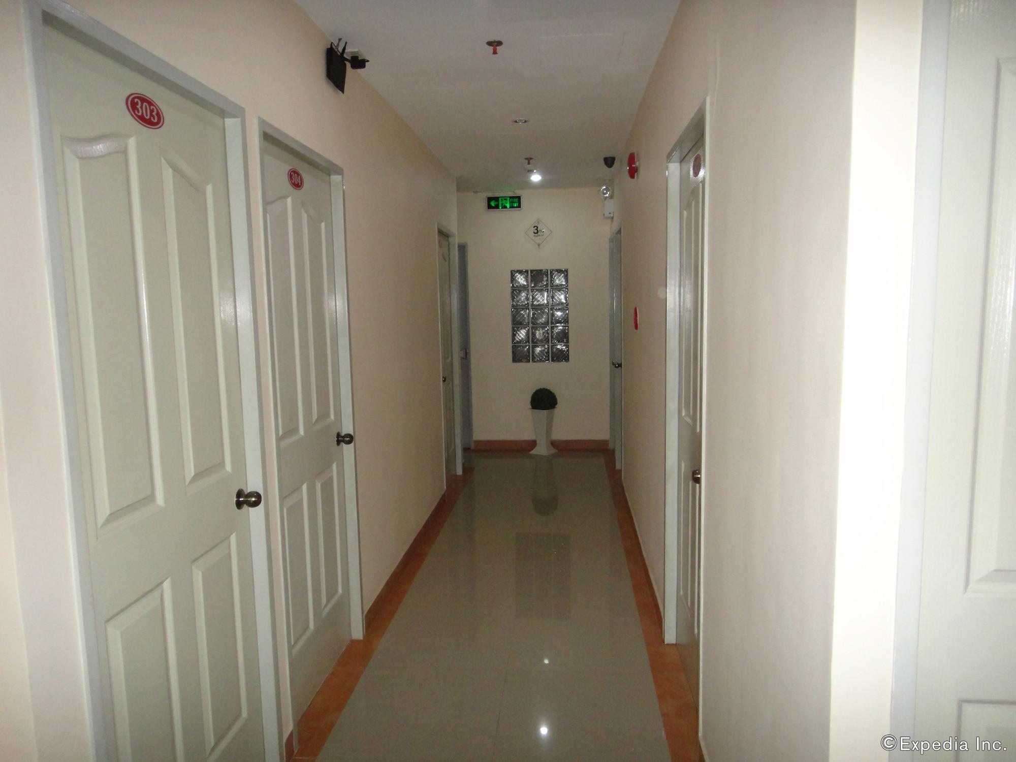 Varios Anri Pension House