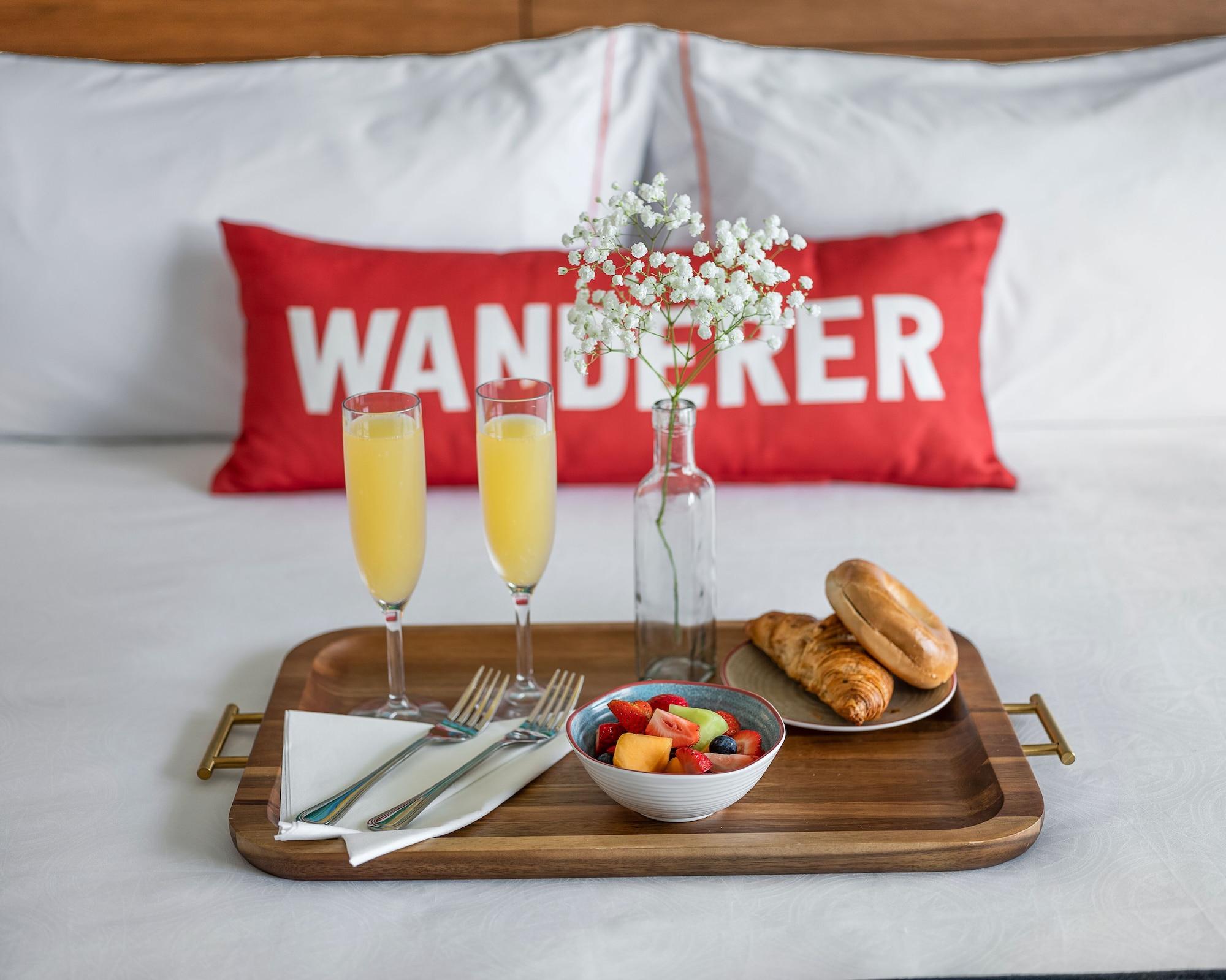 Restaurant Compass Hotel by Margaritaville Anna Maria Sound