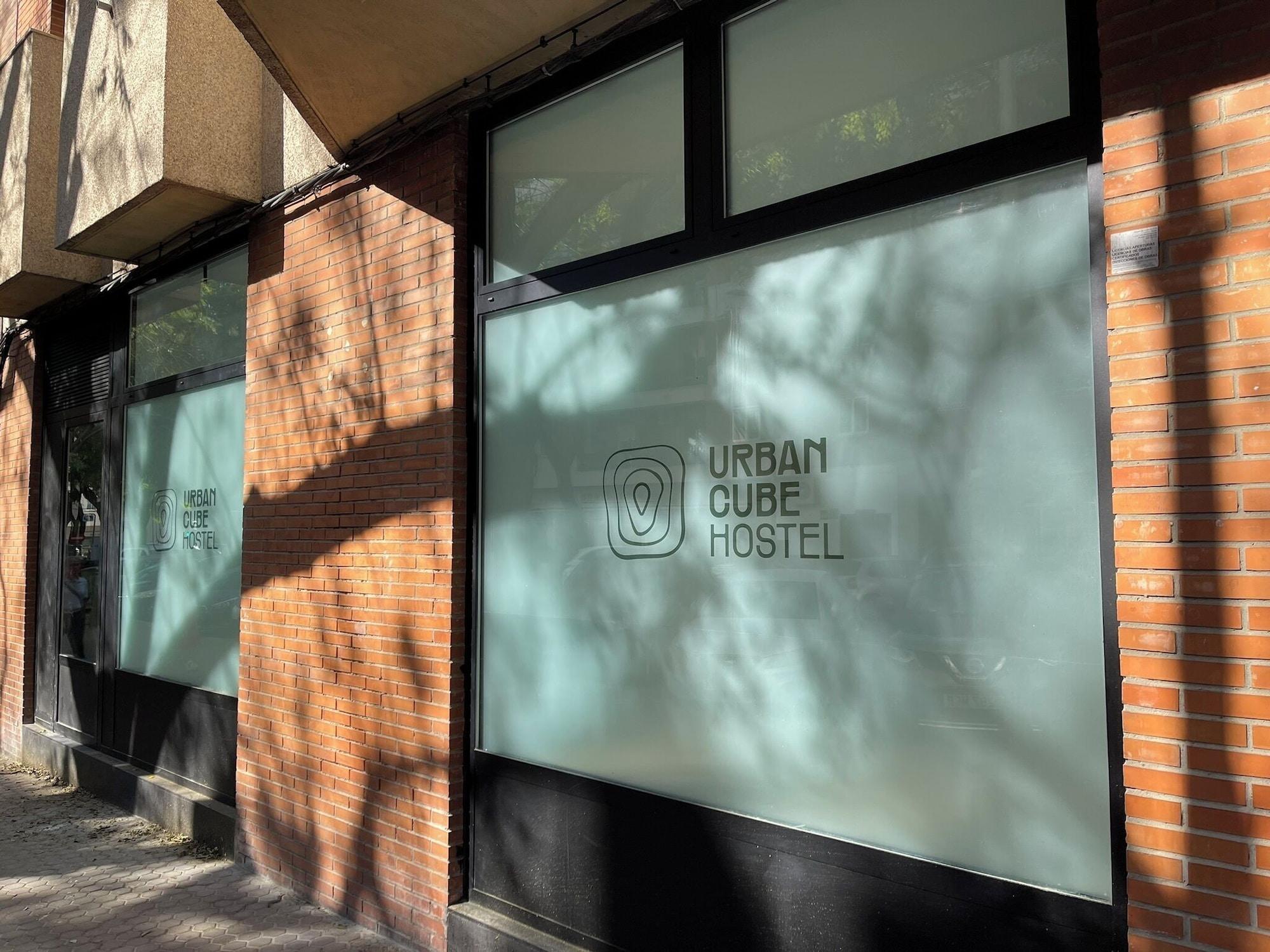 Vista Exterior Urban Cube Hostel Sevilla
