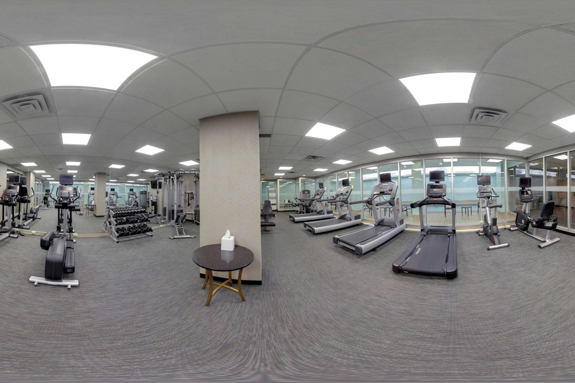 Gimnasio Courtyard by Marriott Downtown Toronto