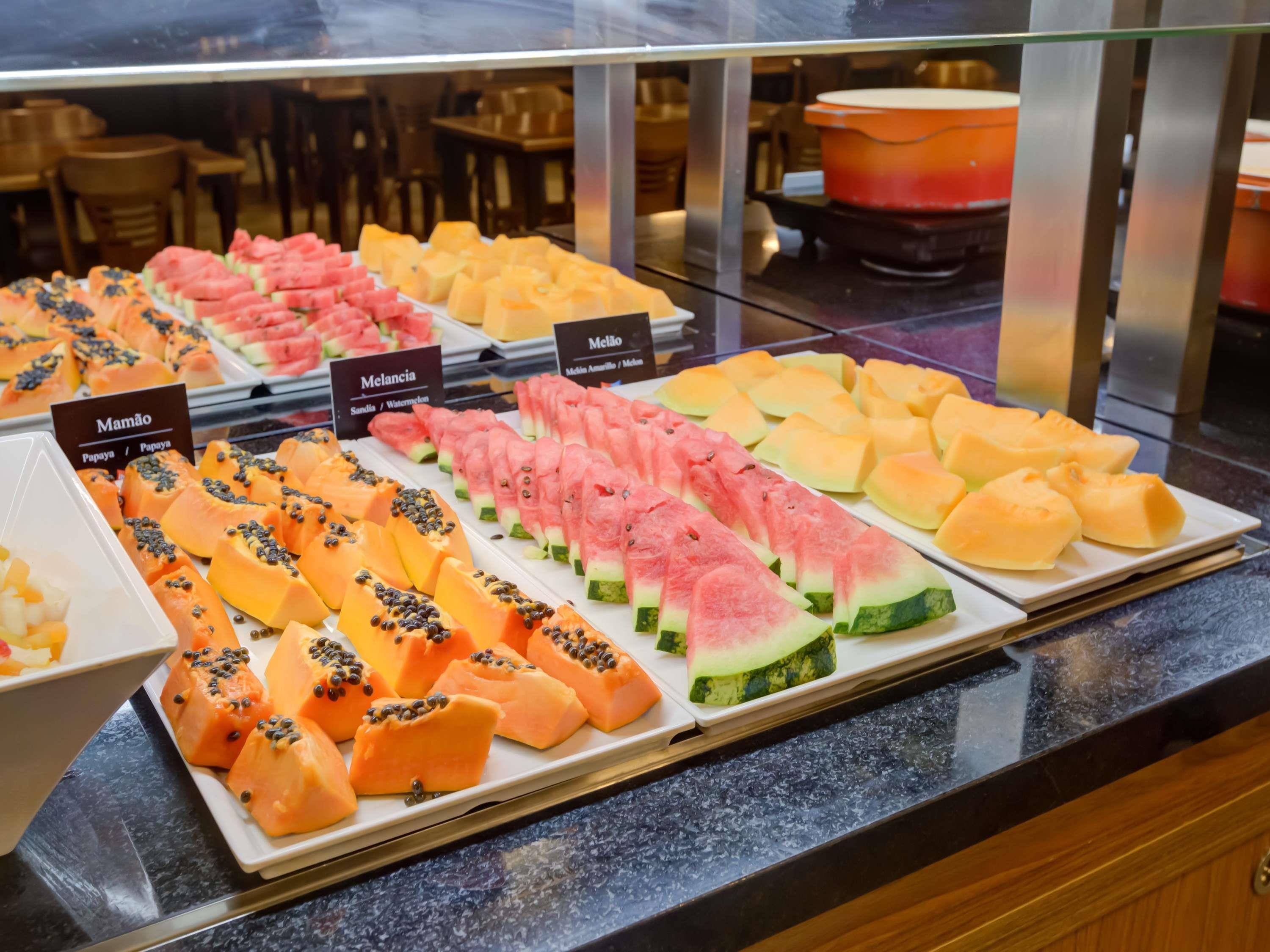 Vista Exterior ibis budget Rio de Janeiro Nova America