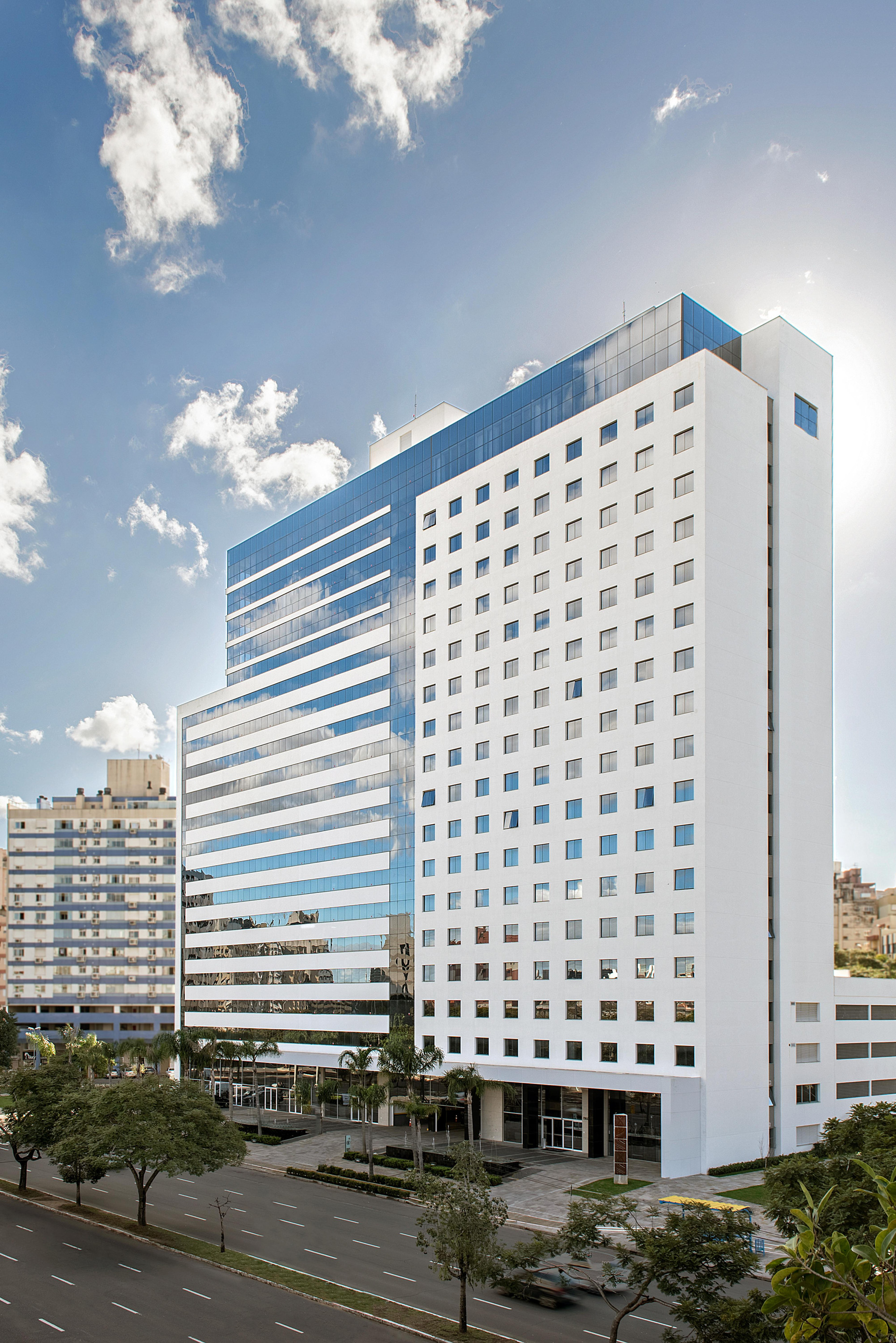Vista Exterior Intercity Porto Alegre Cidade Baixa