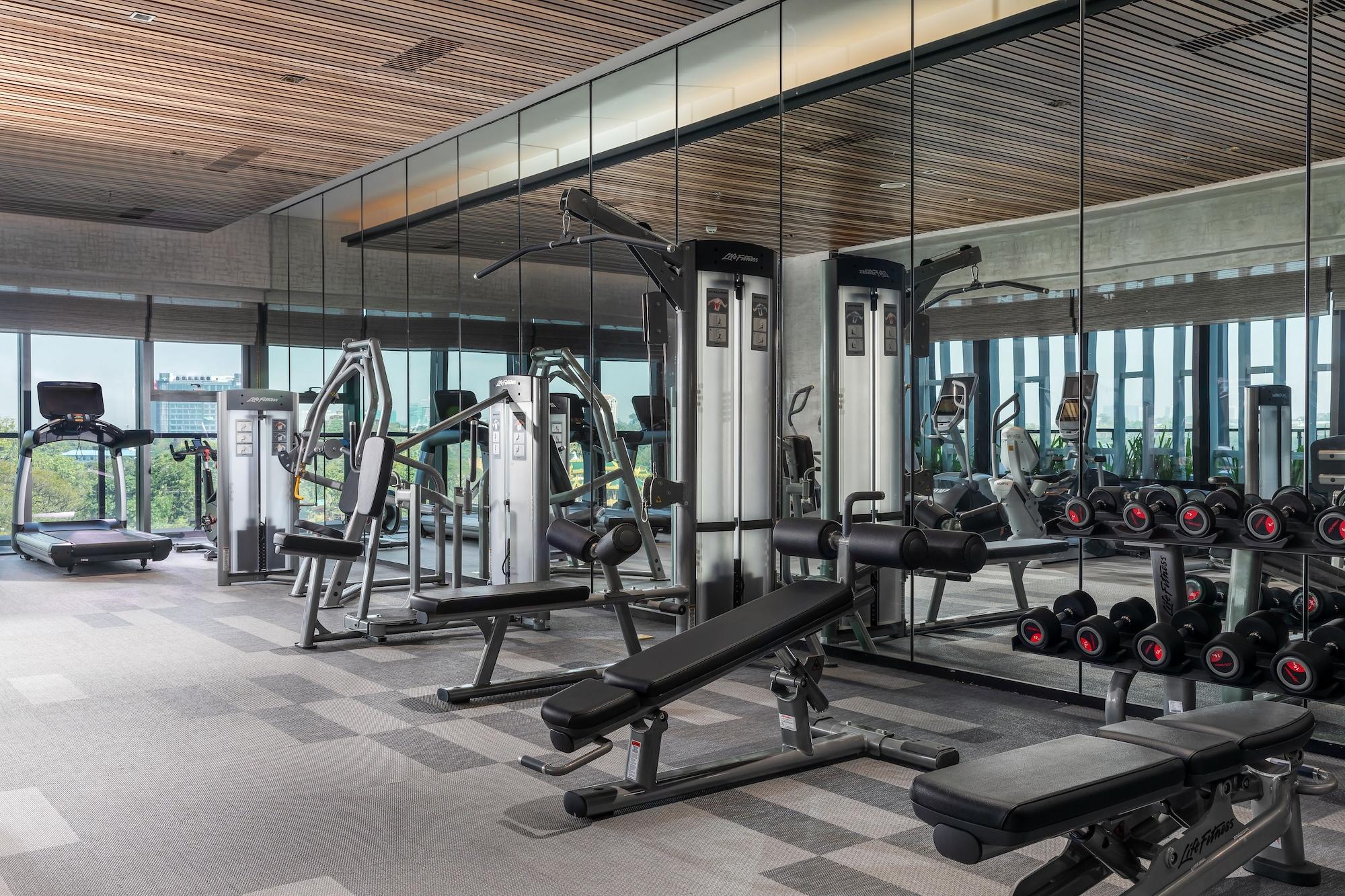 Gimnasio Wyndham Grand Yangon Hotel
