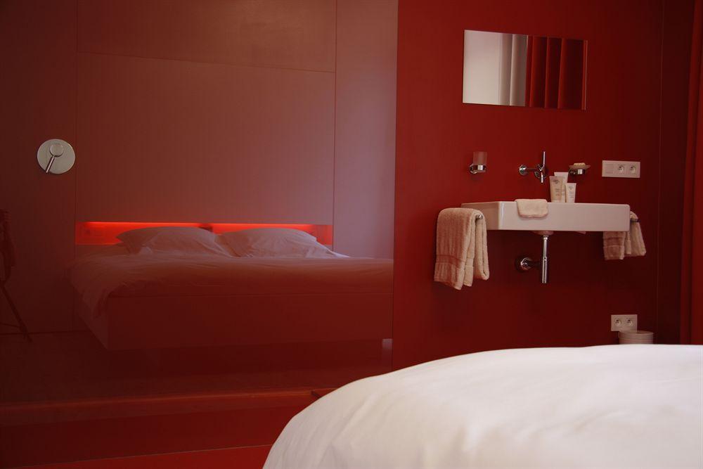 Set de Habitación The Red Spot