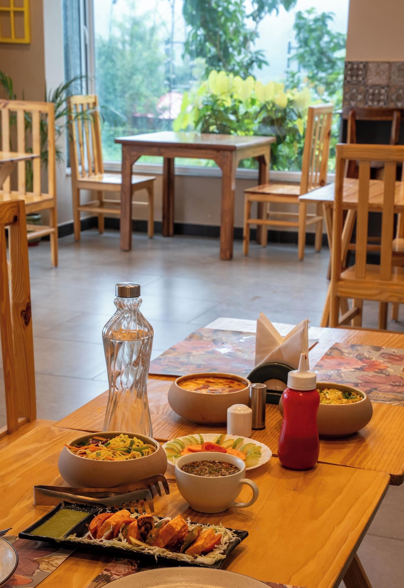 Restaurant Yecha House - Mountain & Lake View Retreat, Bhimtal