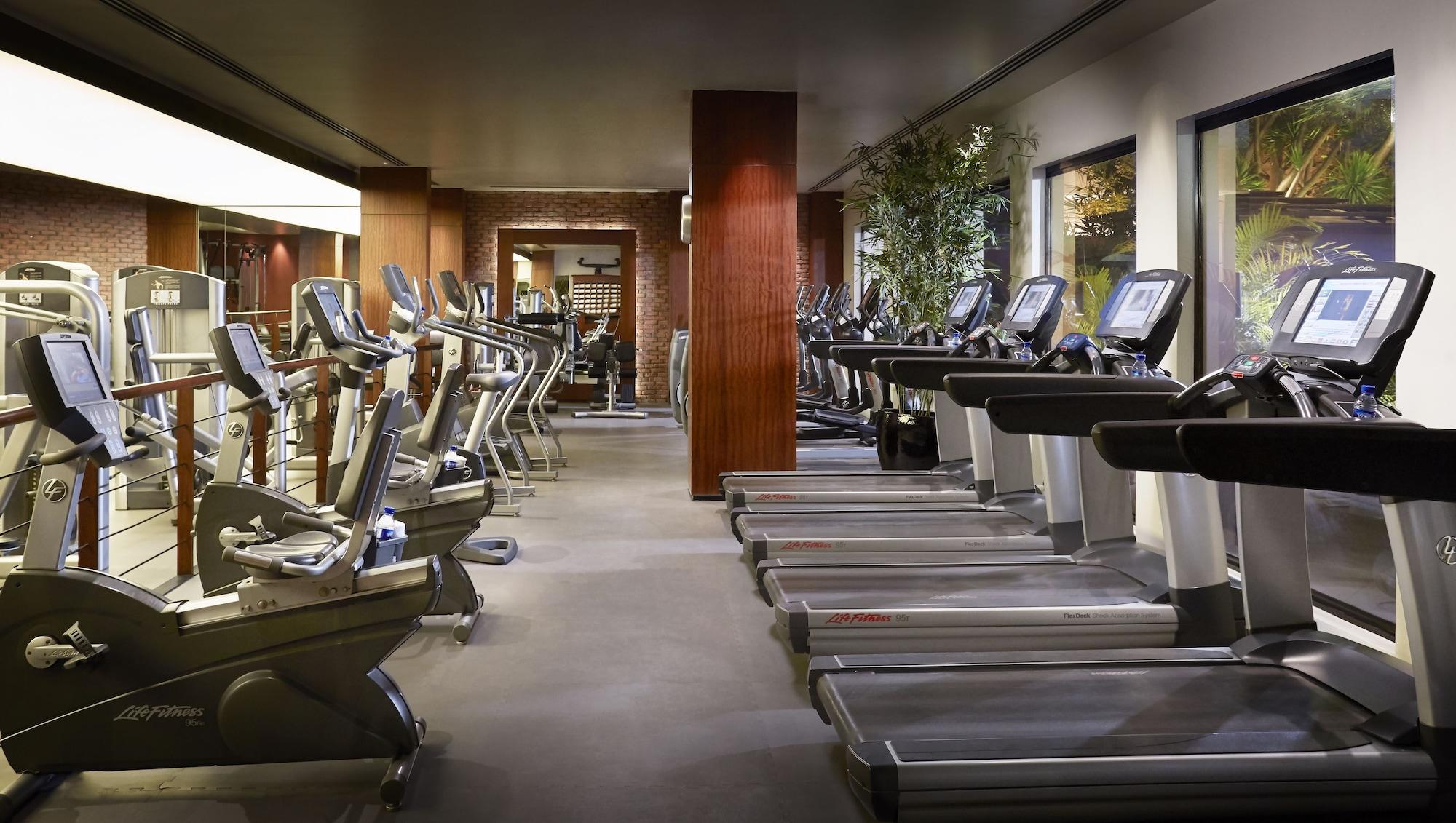 Gimnasio The Peninsula Manila
