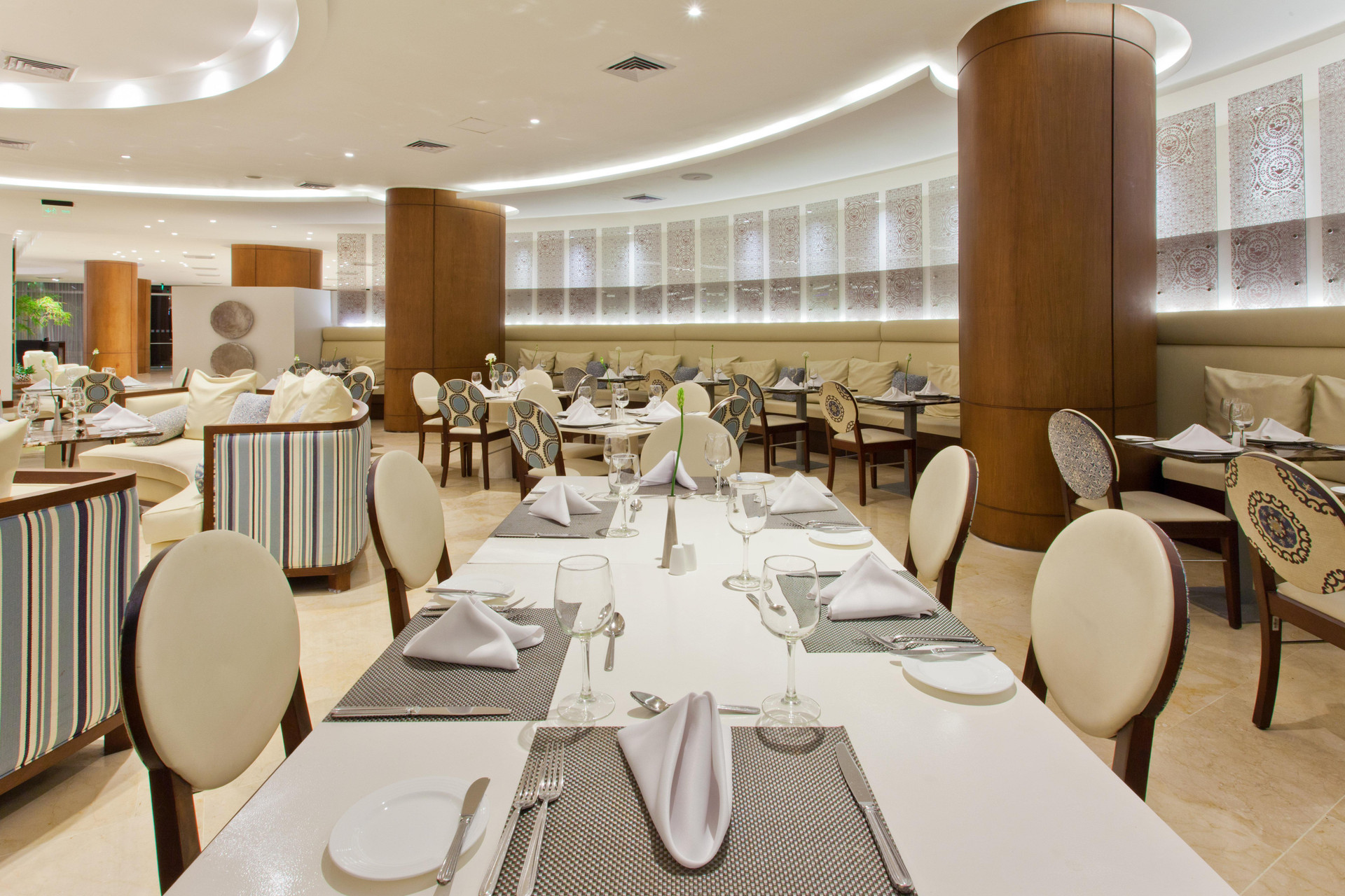 Restaurant Holiday Inn Cartagena Morros by IHG