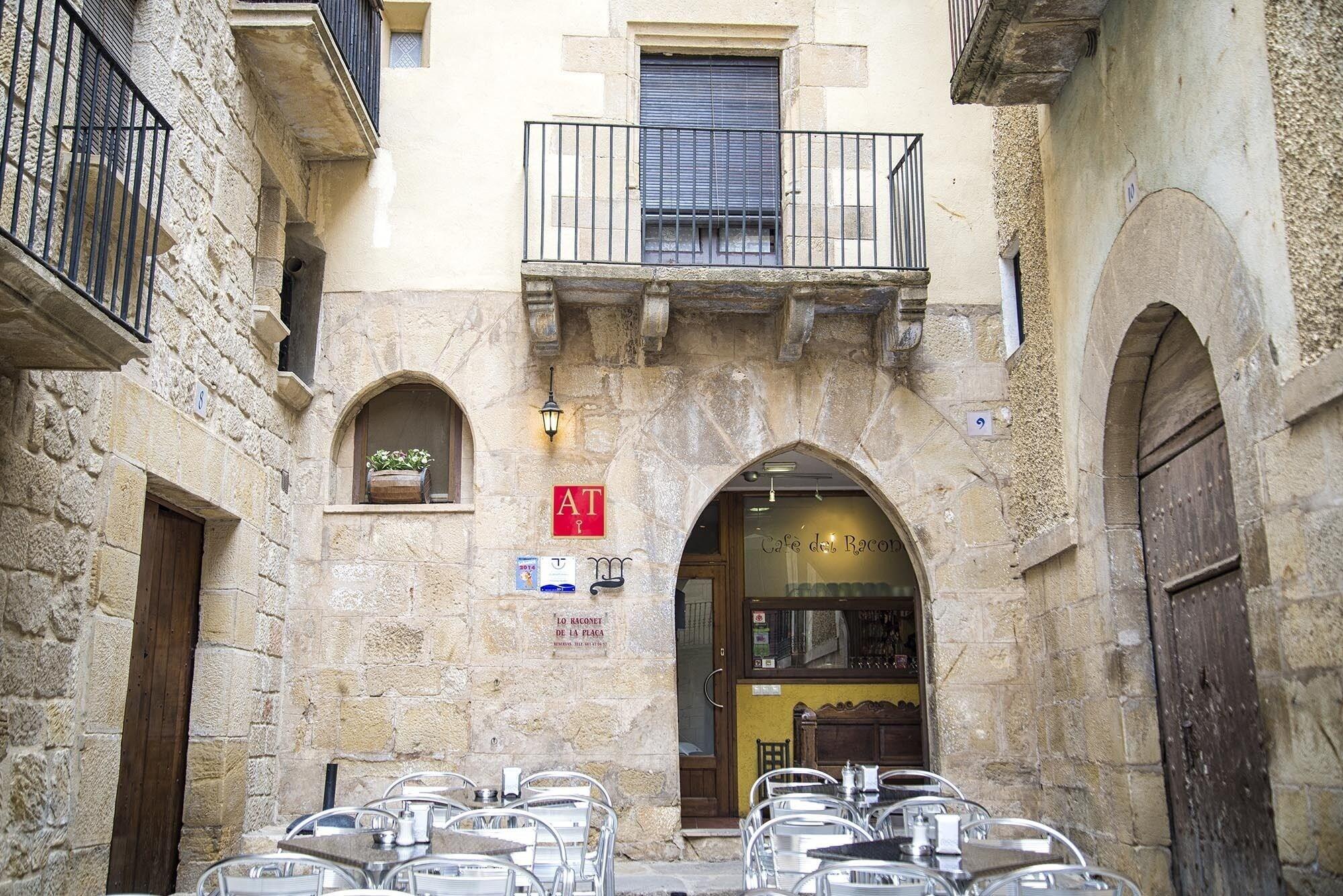 Vista Exterior Lo Raconet de la Plaça