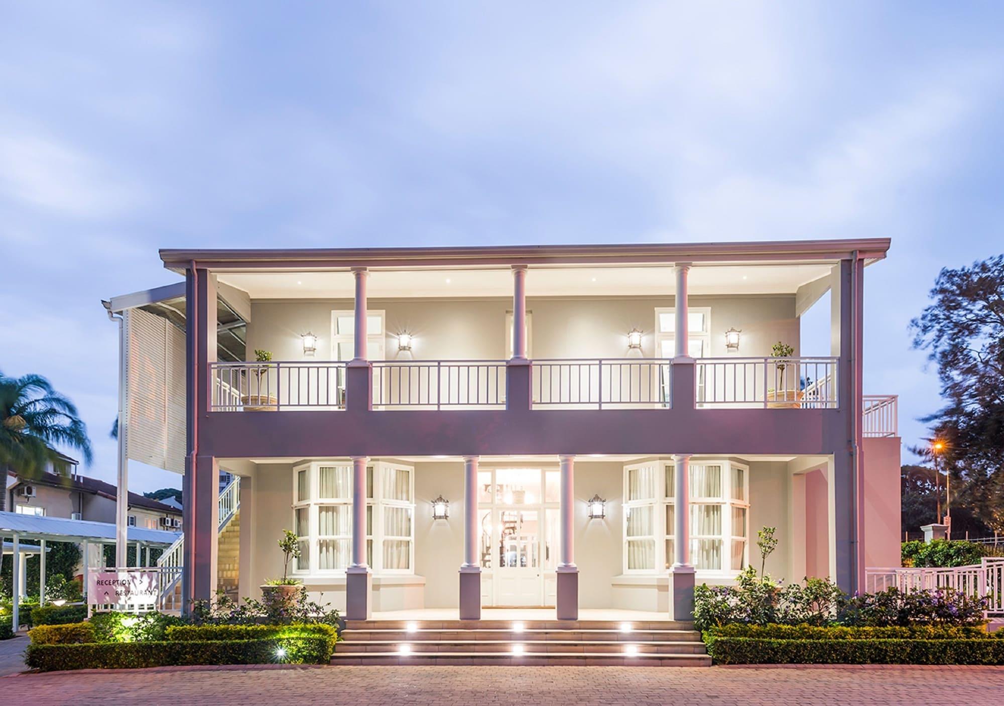 Vista Exterior Avondale Boutique Hotel