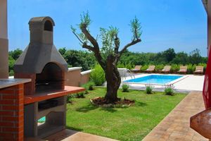 Alquiler Vacacional - Stylish villa ***** with swimming pool and grill, bicycles, free WiFi