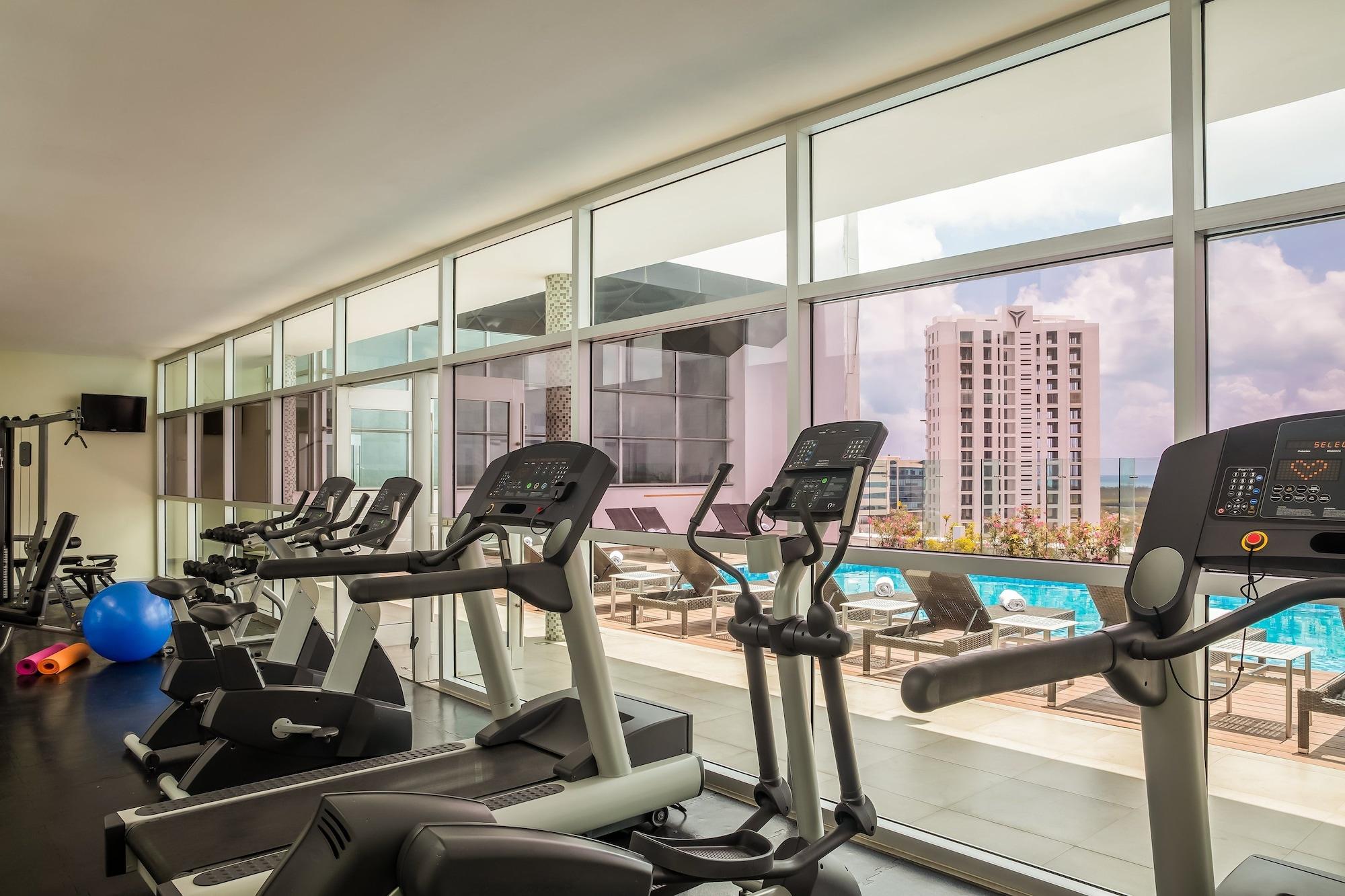 Gimnasio Fiesta Inn Cancun Las Americas
