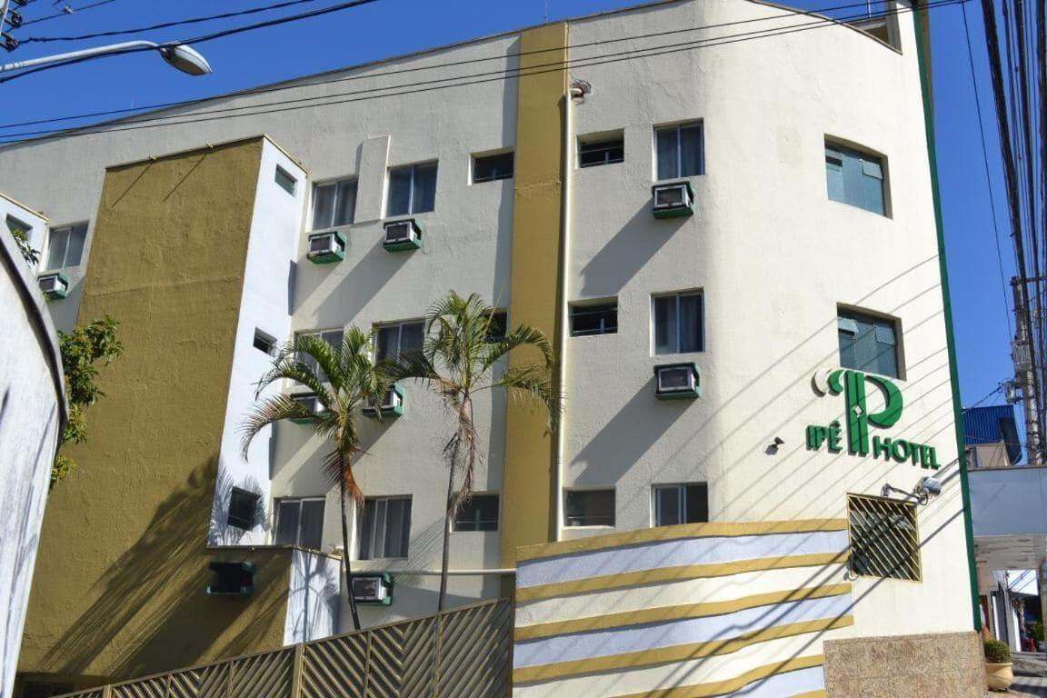 Vista Exterior Hotel Ipê