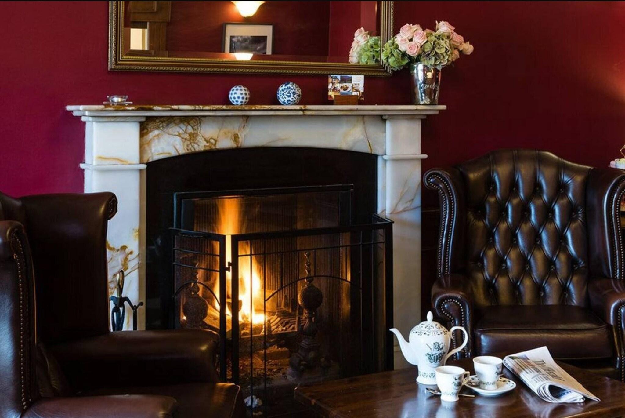 Vista Lobby The Boat Hotel