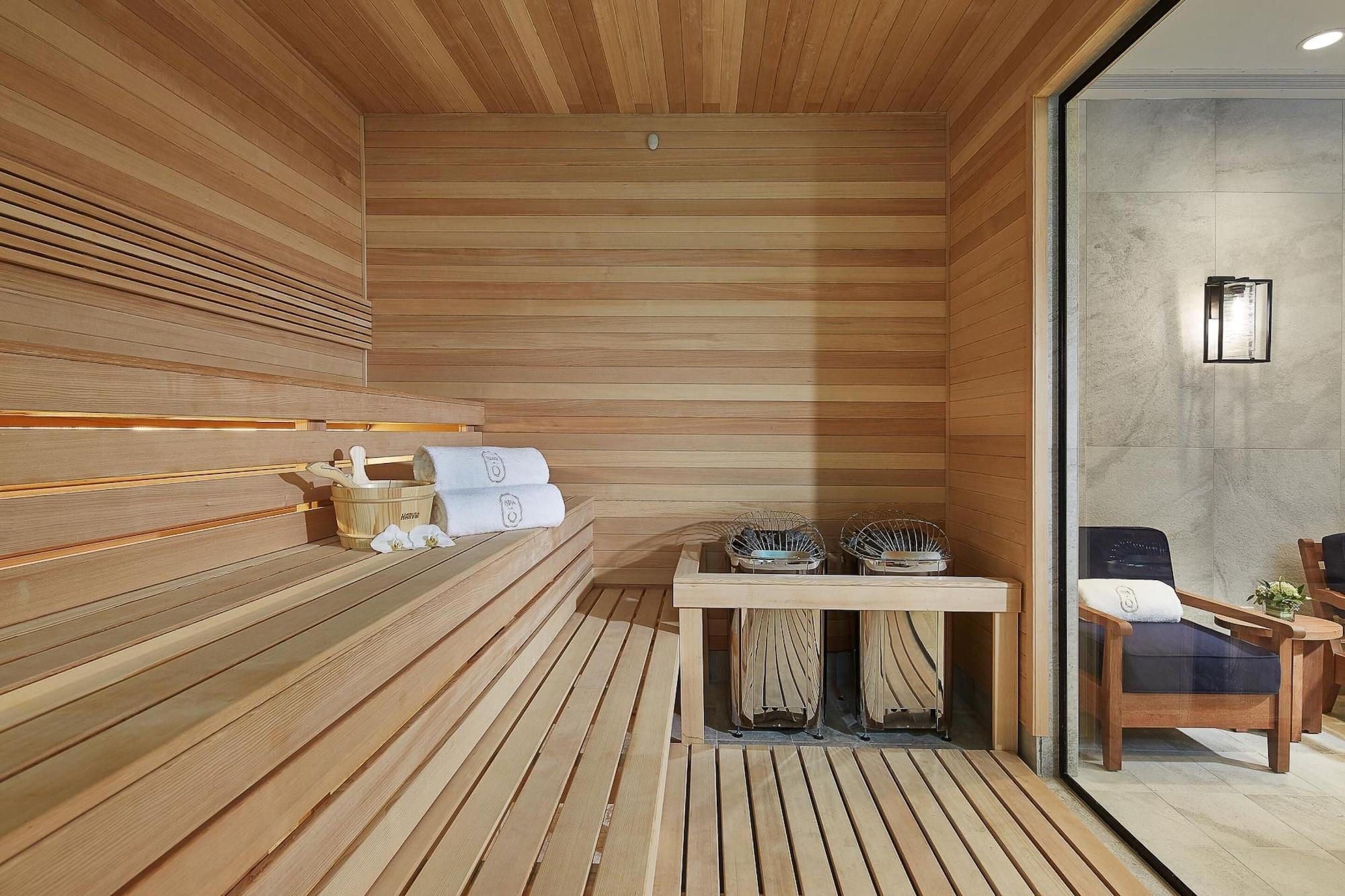 Spa 124 on Queen Hotel & Spa