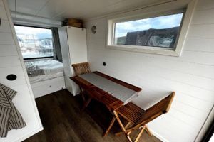 Alquiler Vacacional - Live next to the sea in a houseboat in the middle of Karlskrona City Center