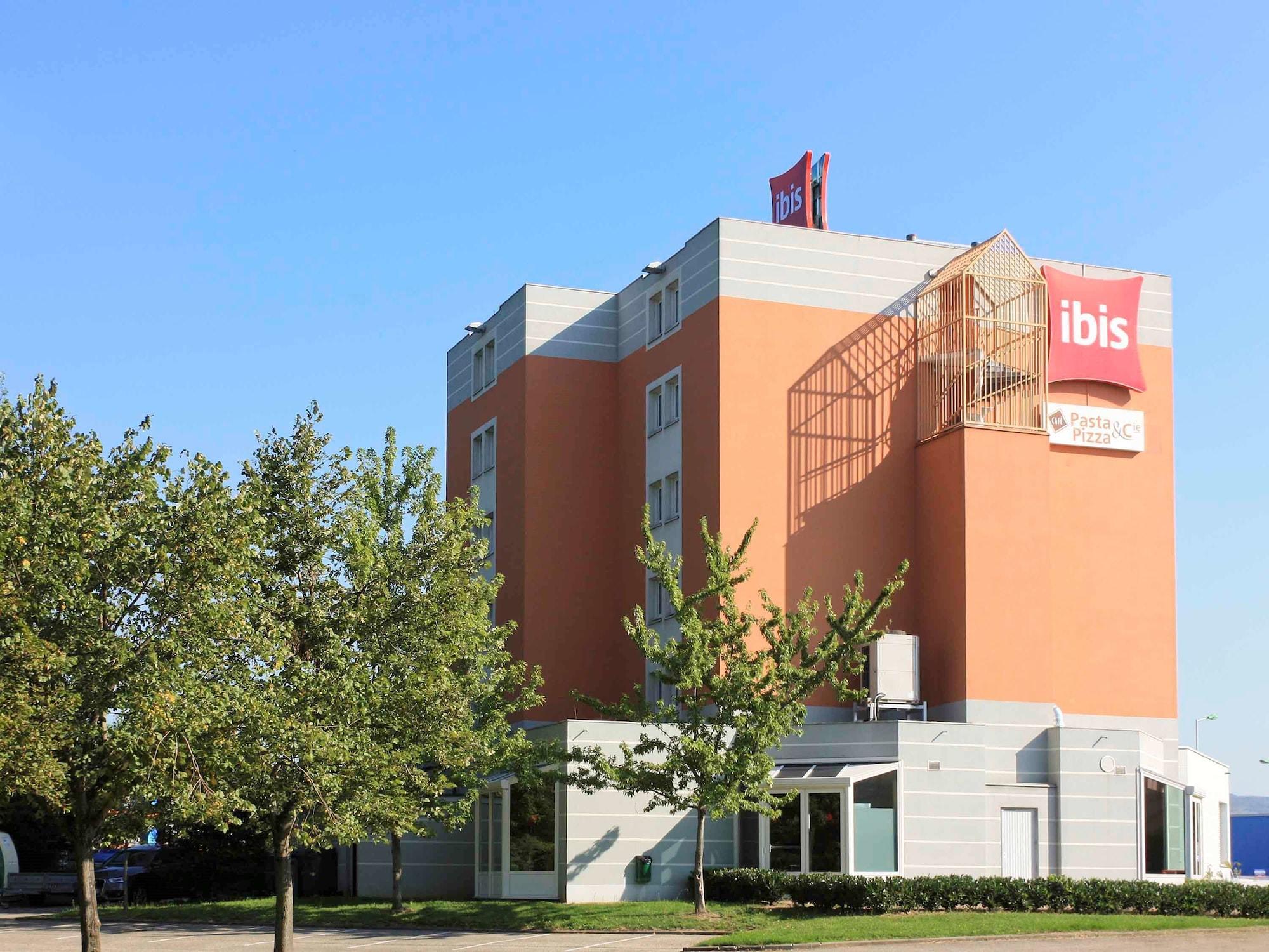 Vista Exterior ibis Lyon Sud Chasse Sur Rhone