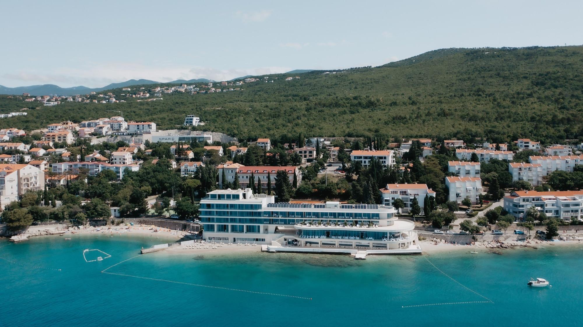 Vista Exterior Hotel Amabilis
