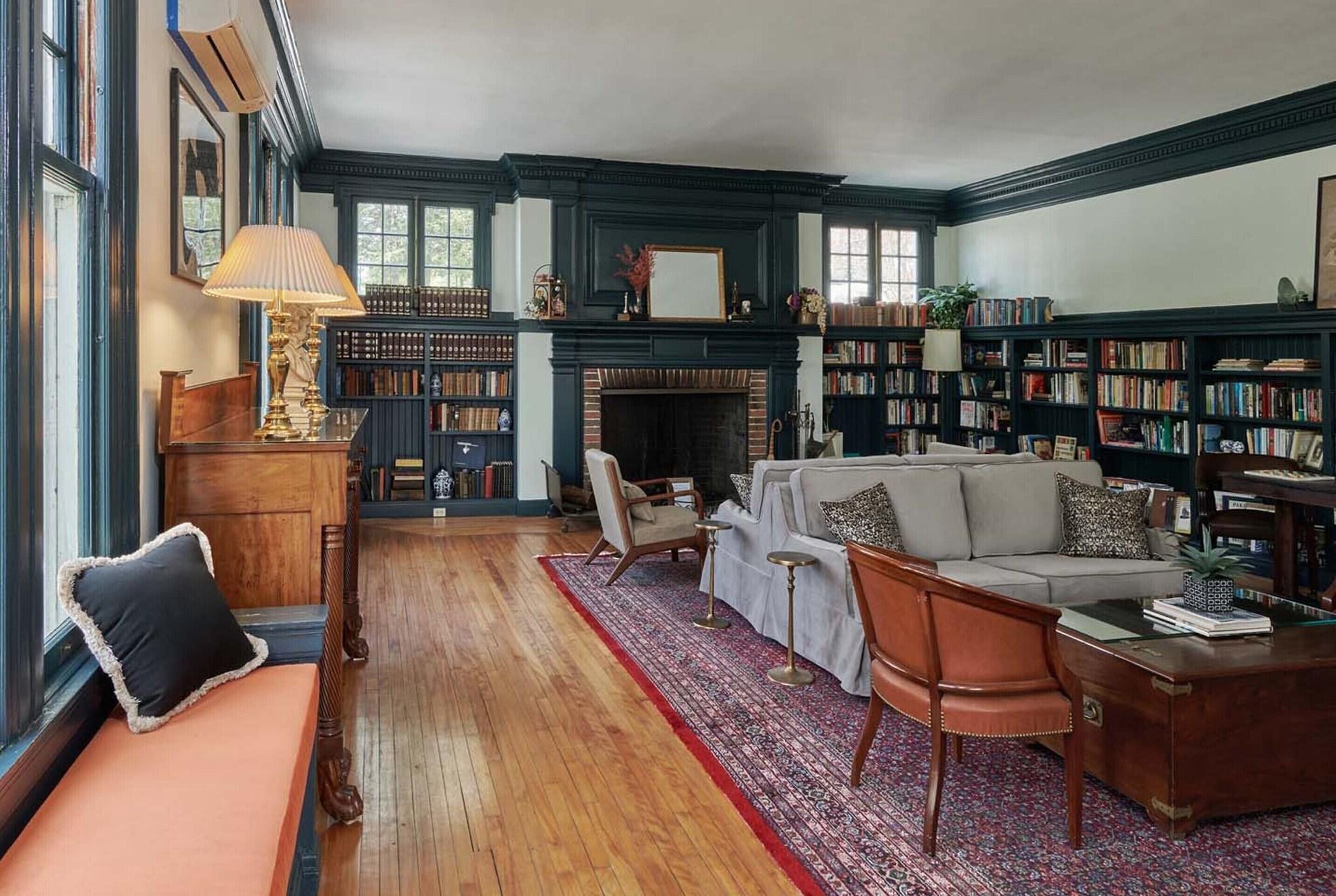 Vista Lobby Birchwood Inn