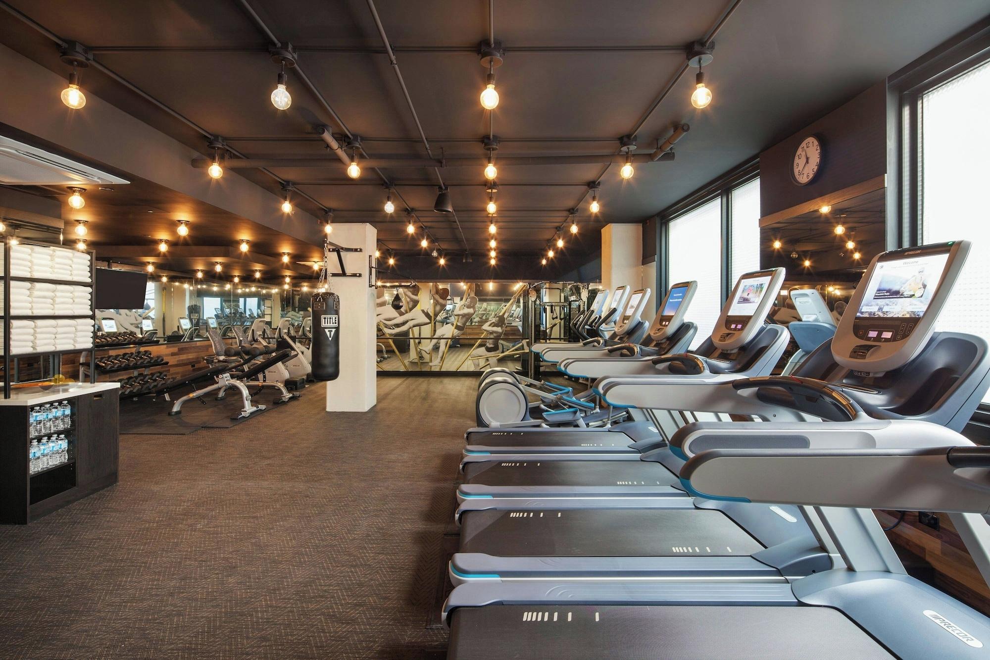 Gimnasio Hotel EMC2, Autograph Collection