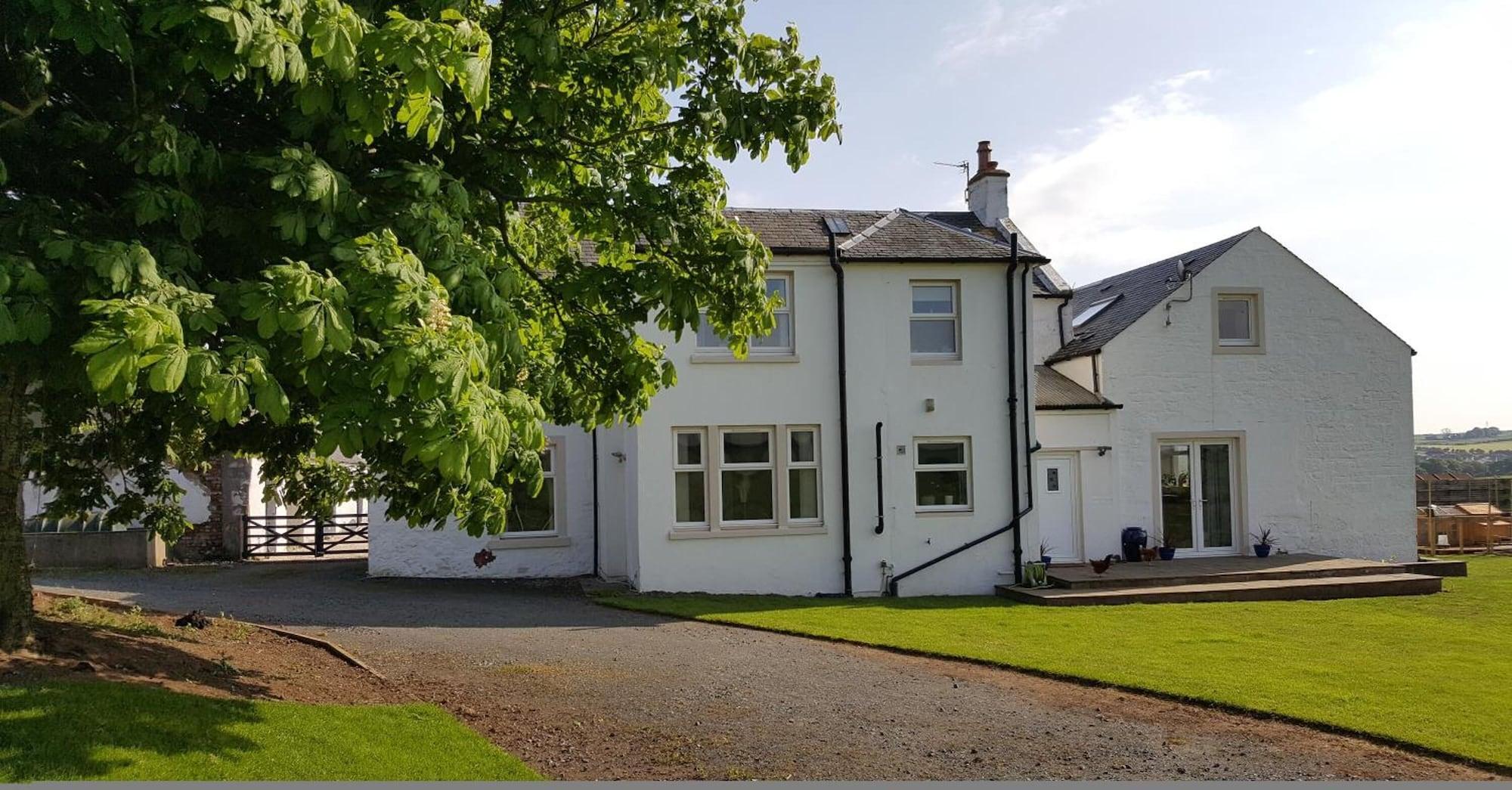 Vista Exterior Crofthead Farm House
