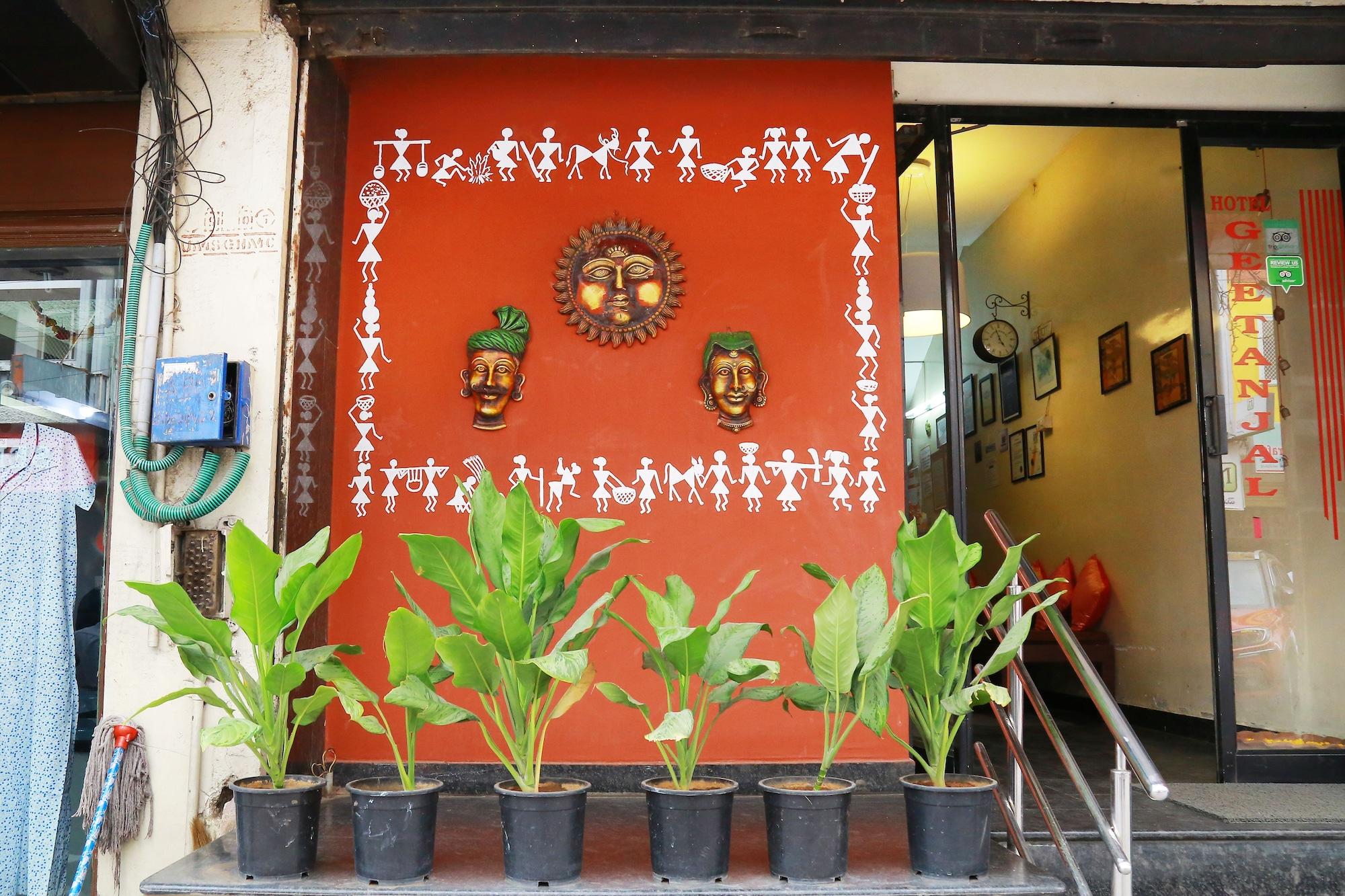 Vista Exterior Hotel Geetanjali