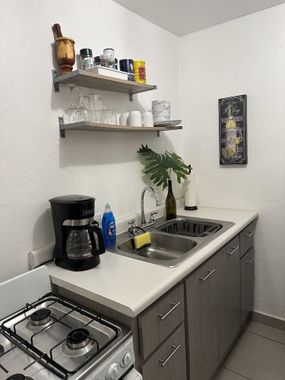 Cozy Santurce Apt - Near Condado, Old San Juan & Beach