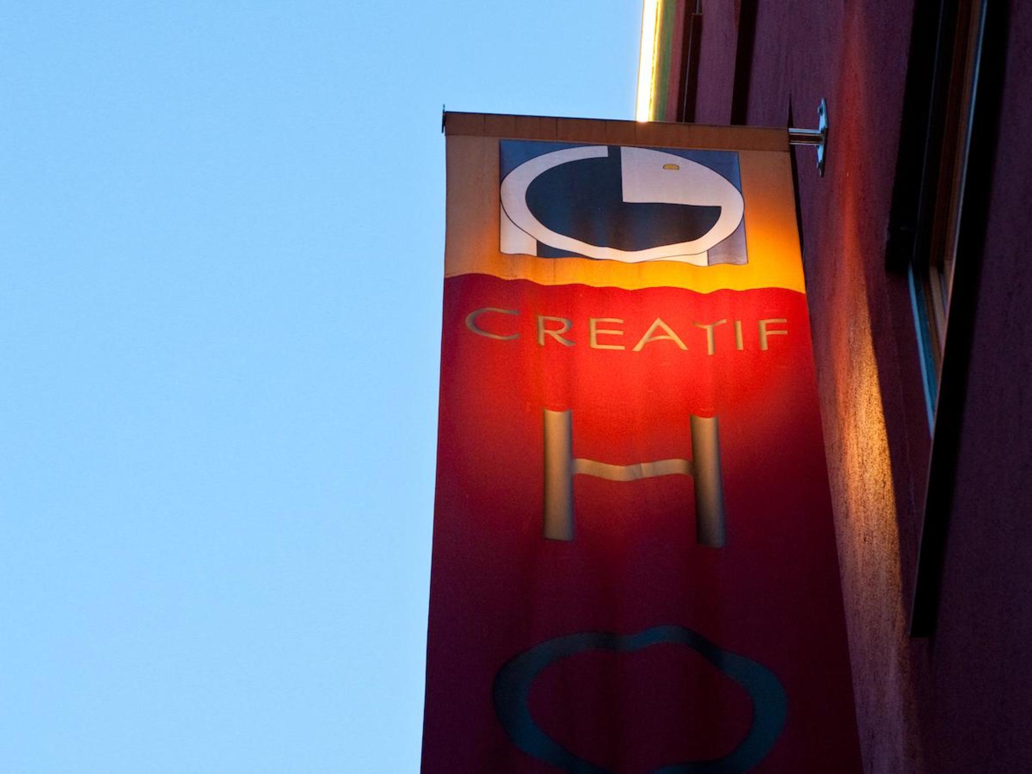 Vista Exterior Creatif Hotel Elephant
