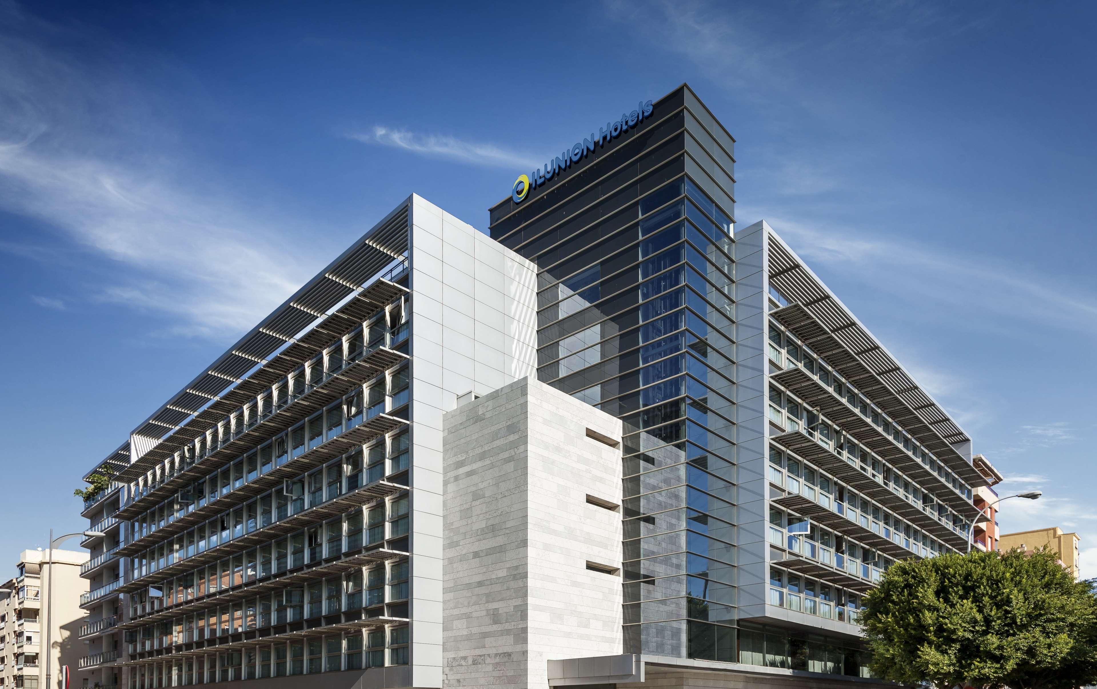 Vista Exterior Hotel ILUNION Malaga