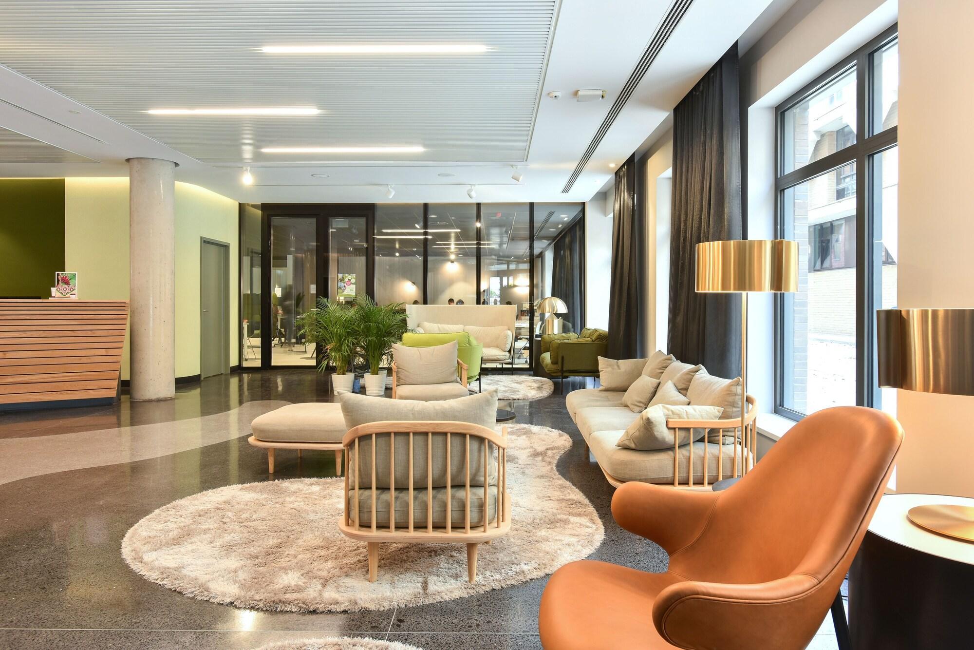Vista Lobby Martin's All Suites