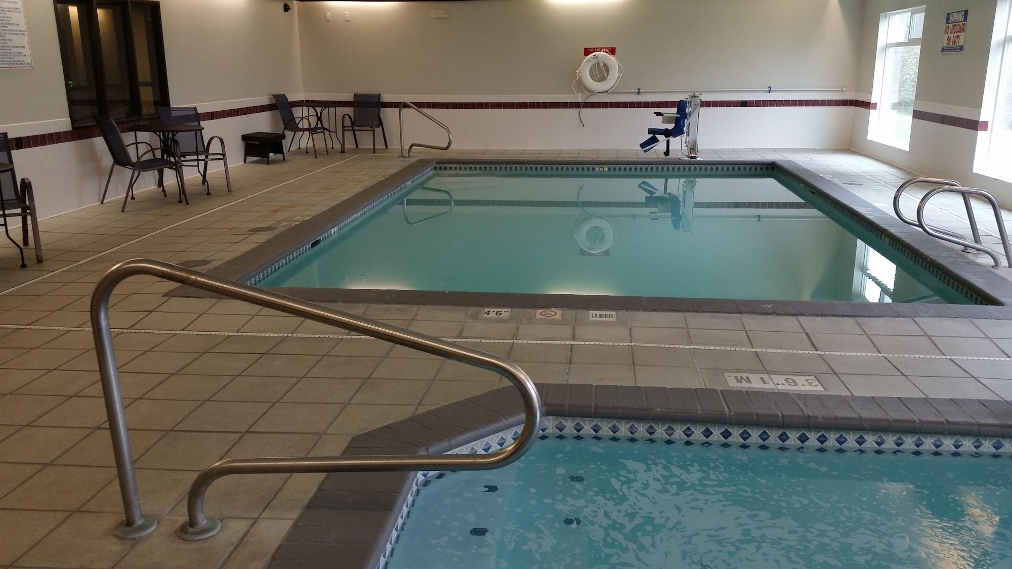 Spa Days Inn & Suites by Wyndham Vancouver