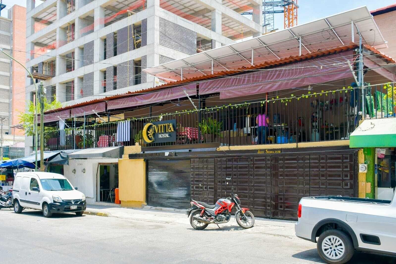 Vista Exterior Hostal Vitta Guadalajara