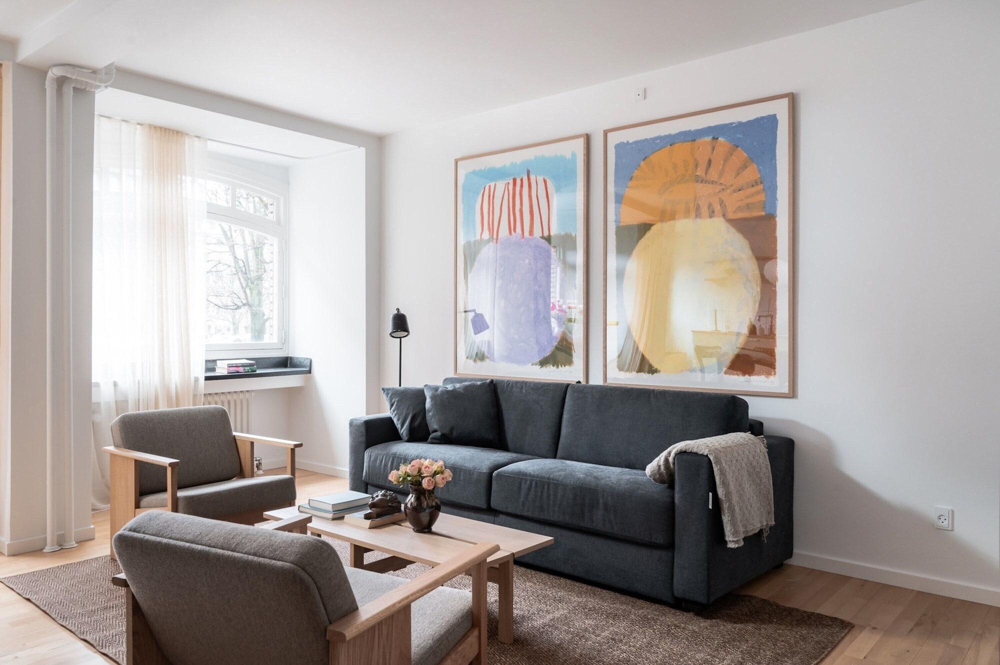 Varios Queens Courtyard by Daniel & Jacob's
